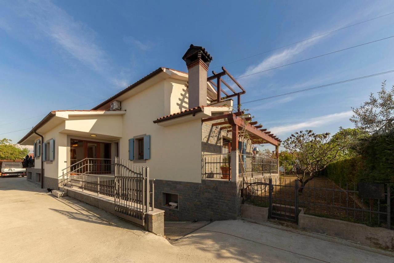 Apartma Koper Pobegi Esterno foto